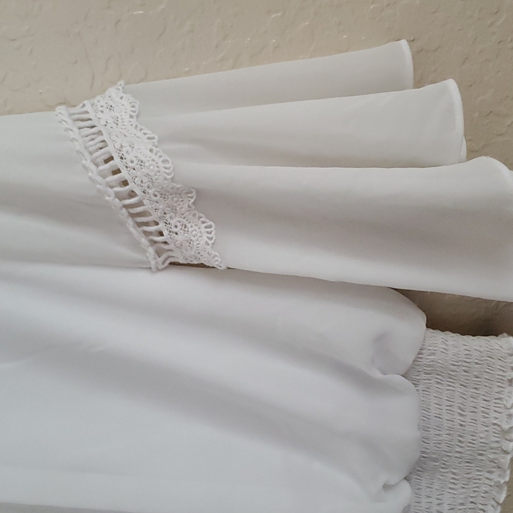 Blouse - Picture 2 of 6